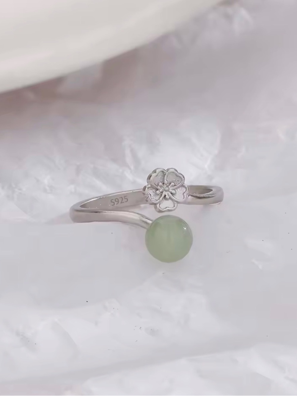 Sterling Silver 925 Green Jade Bead Clover Ring